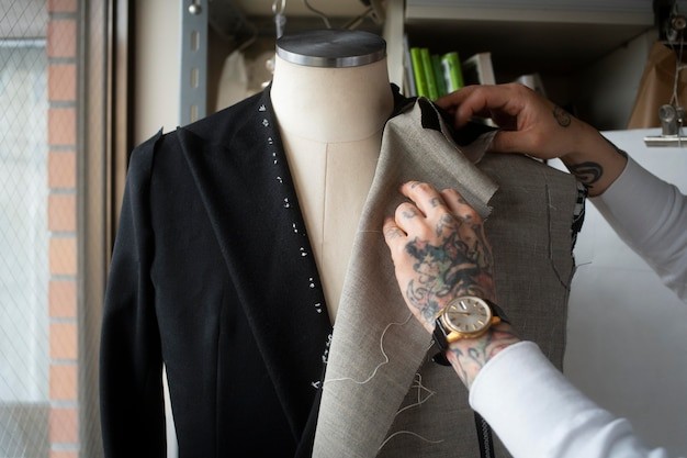 Suit Tailoring for Modern Gentlemen: Crafting Confidence with Every Stitch